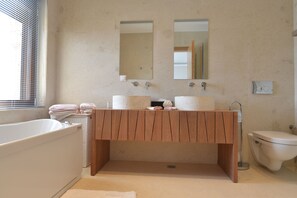 Luxury Villa, 5 Bedrooms, Bay View, Oceanfront | Bathroom | Separate tub and shower, jetted tub, free toiletries, hair dryer - Villa Danae by Elounda Island View Villas (Agios Nikolaos)