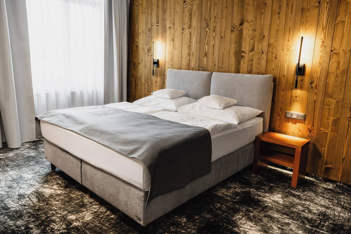 comfort quadruple room | 1 bedroom, hypo-allergenic bedding, select comfort beds, minibar