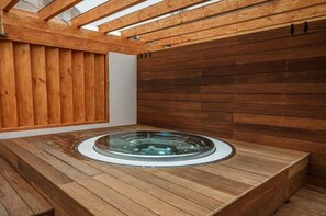 Jetted bathtub - Hotel Horal (Roznov Pod Radhostem)