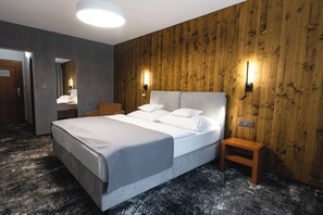 Chambre Double Confort | Literie hypoallergénique, matelas Select Comfort, minibar