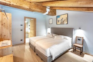Executive Apartment (Suite Spa) | 1 bedroom, premium bedding, in-room safe, individually furnished - Aux Pieds du Roi (Valtournenche)