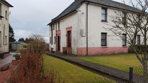 Exterior - Dragon - Colbreggan House 2 Bedroom Home (Clydebank)