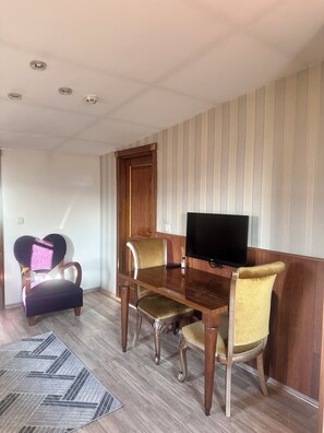 Televisión de pantalla plana