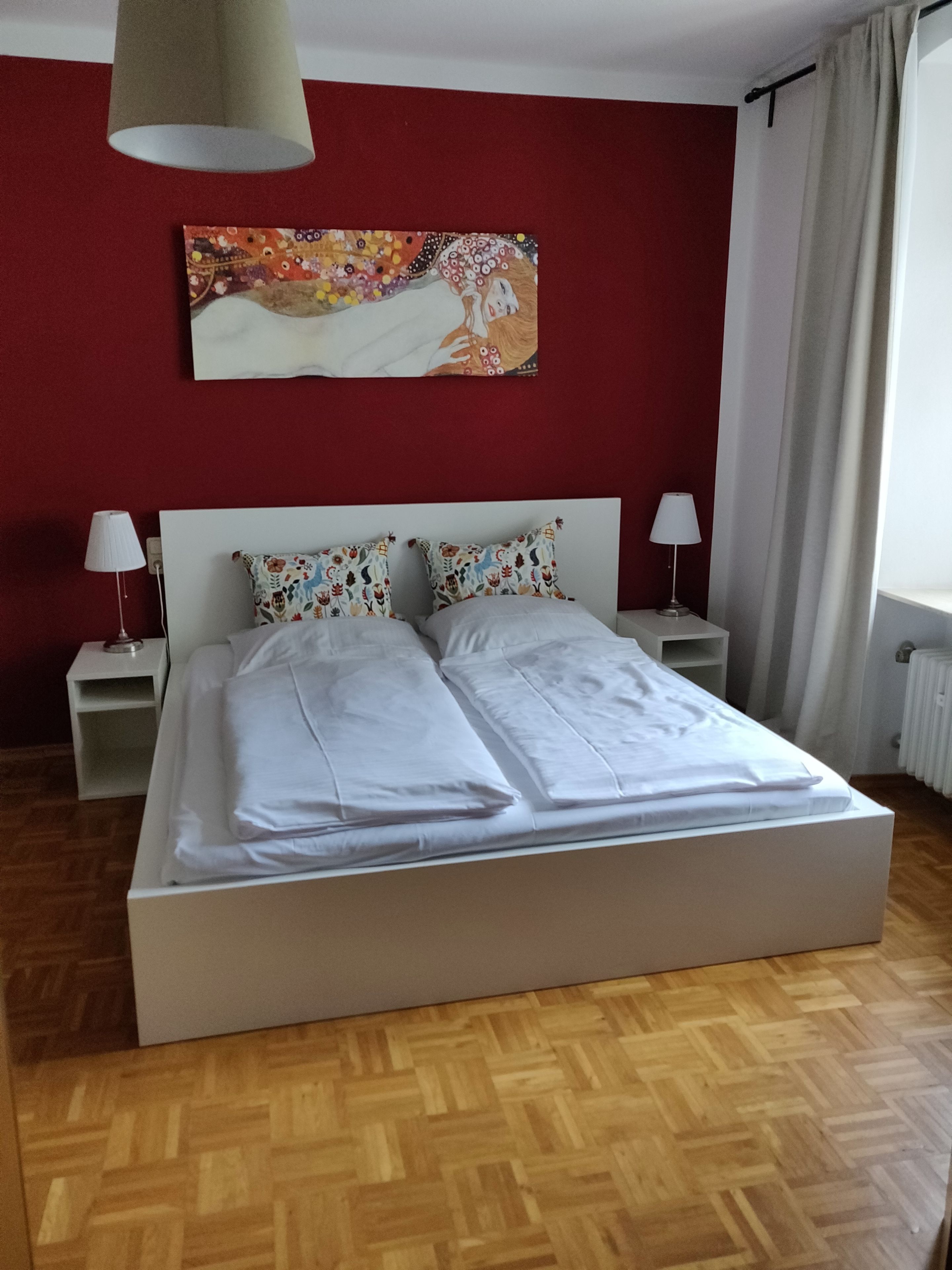 double room | desk, blackout curtains, free wifi, bed sheets