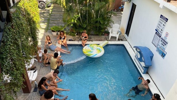 Outdoor pool - Papaya'S Lodge (Tamanique)
