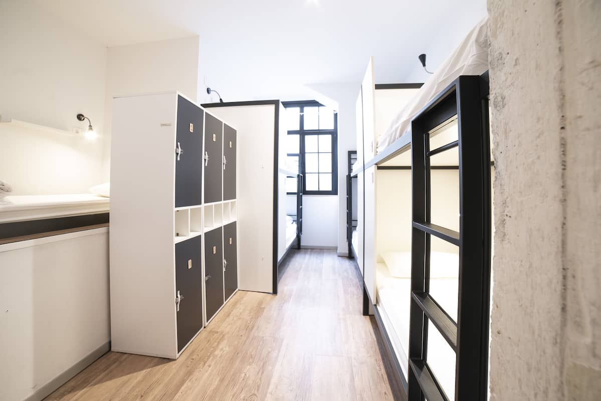 1 bedroom, soundproofing, free WiFi, bed sheets