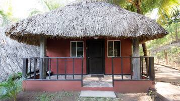 Deluxe Room, Multiple Beds, Non Smoking | Desk, free WiFi, bed sheets