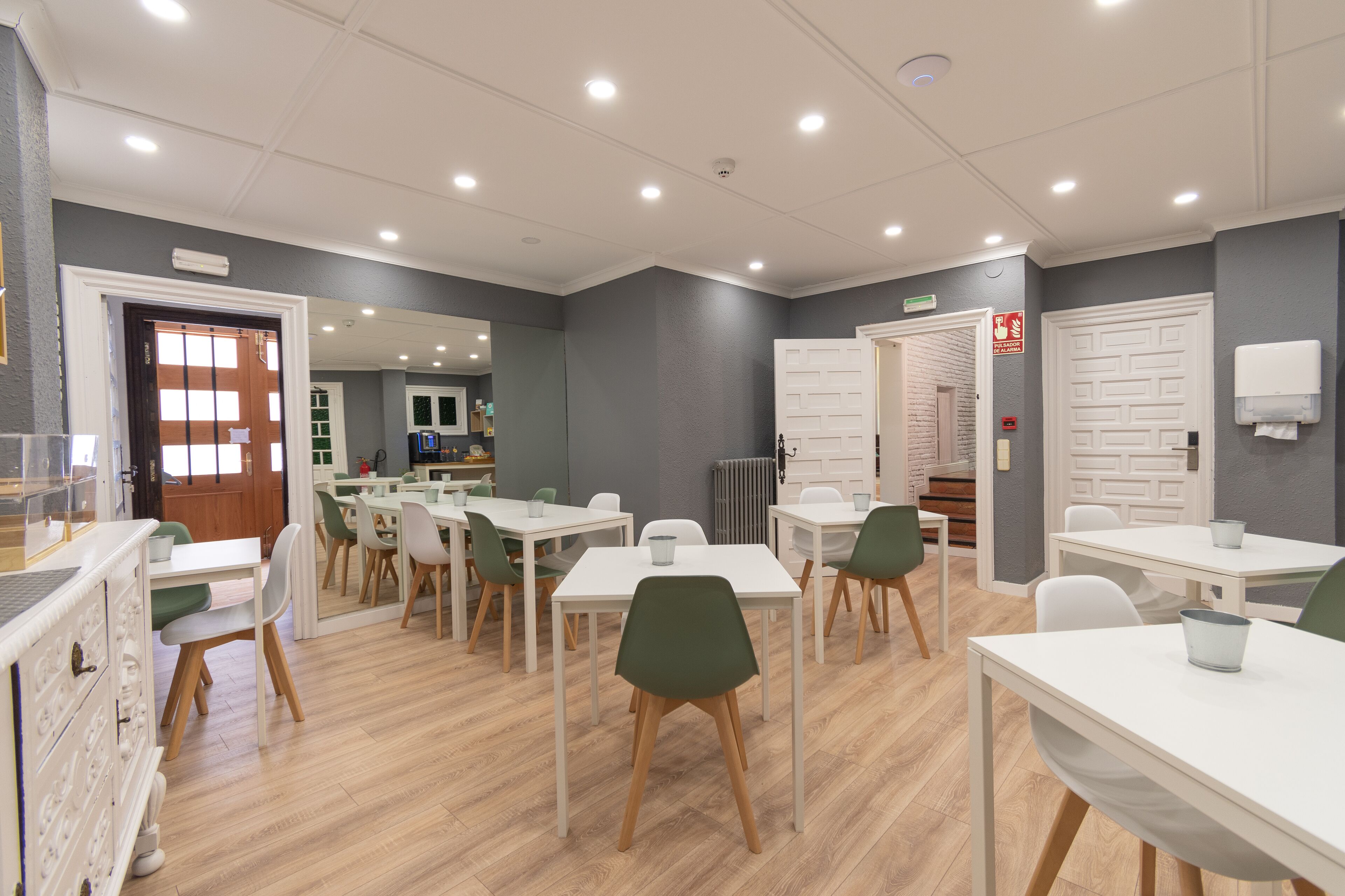 daily buffet breakfast (eur 7.5 per person)