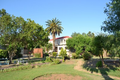 Karoo Life Bed & Breakfast