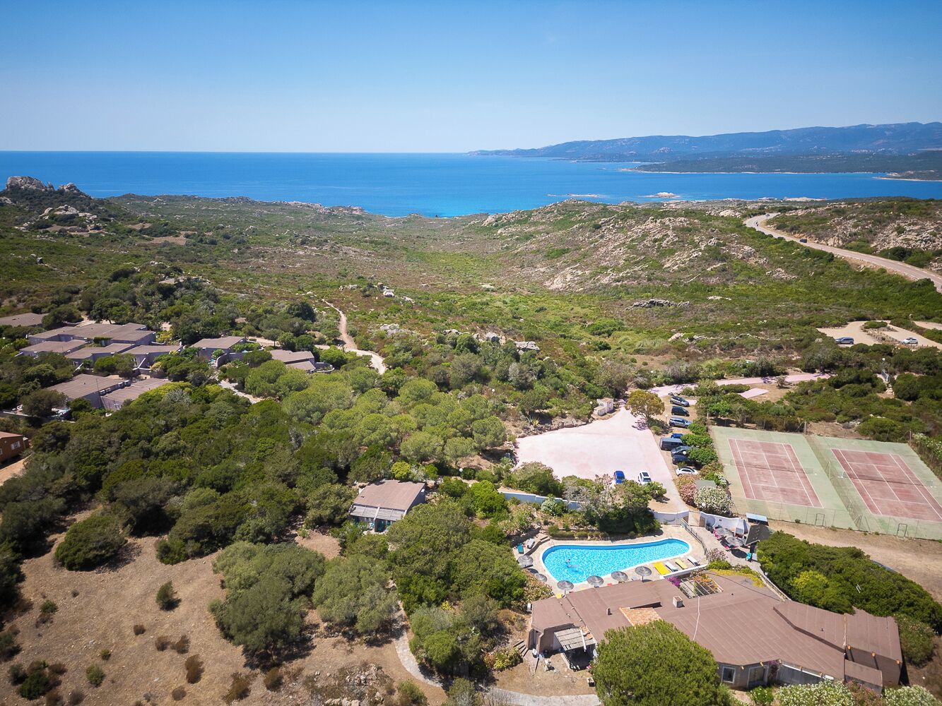 outdoor pool, open 9:00 am to 9:00 pm, pool umbrellas, pool loungers