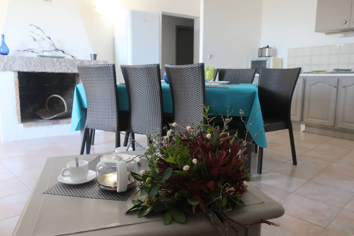 apartment, 3 bedrooms (4p8p) | living room