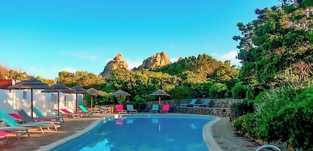 Outdoor pool, open 9:00 AM to 9:00 PM, pool umbrellas, pool loungers. Domaine Bocca Di Feno