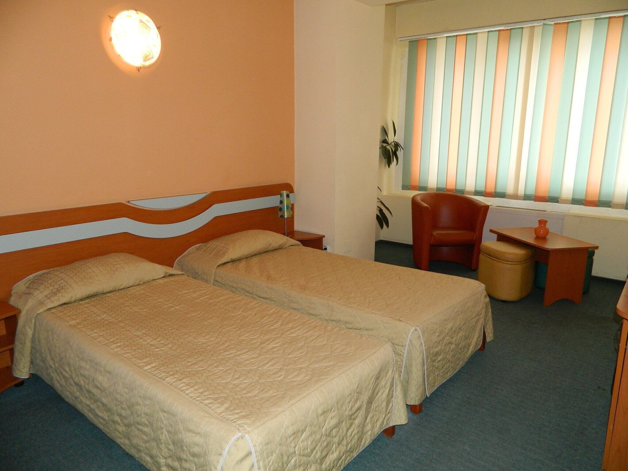 Minibar, desk, blackout drapes, soundproofing