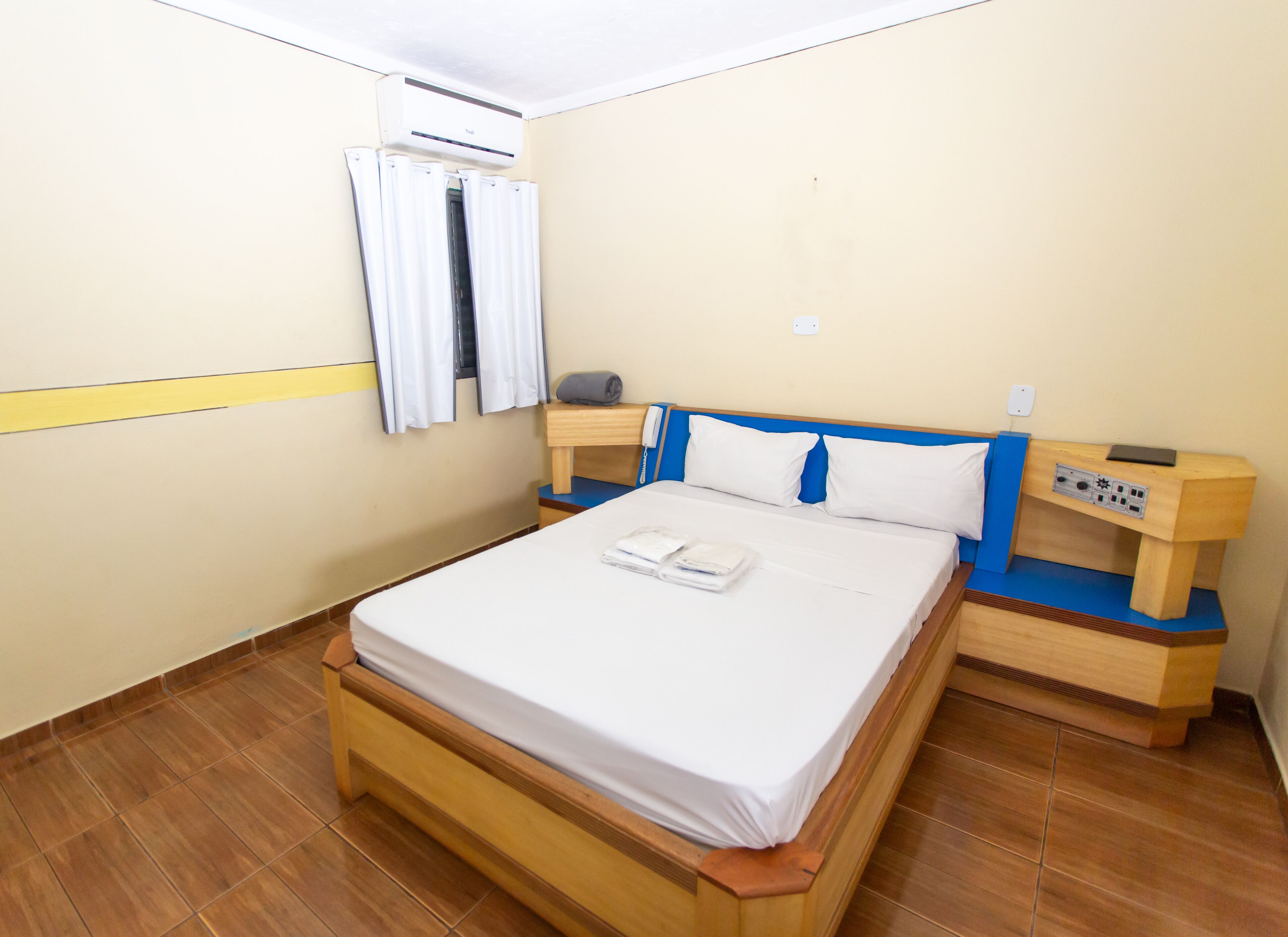 Wifi gratis y ropa de cama 