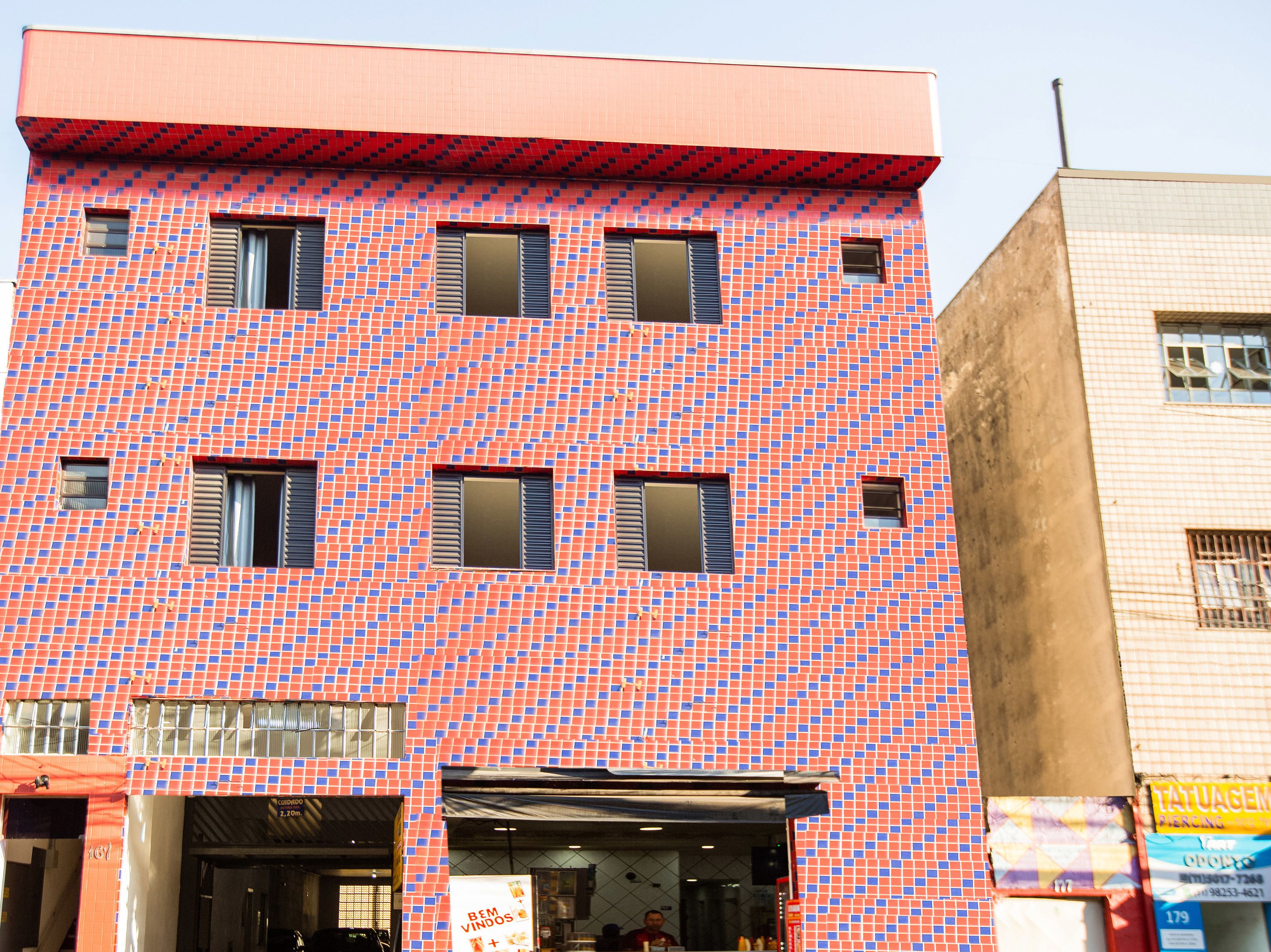 Fachada da propriedade