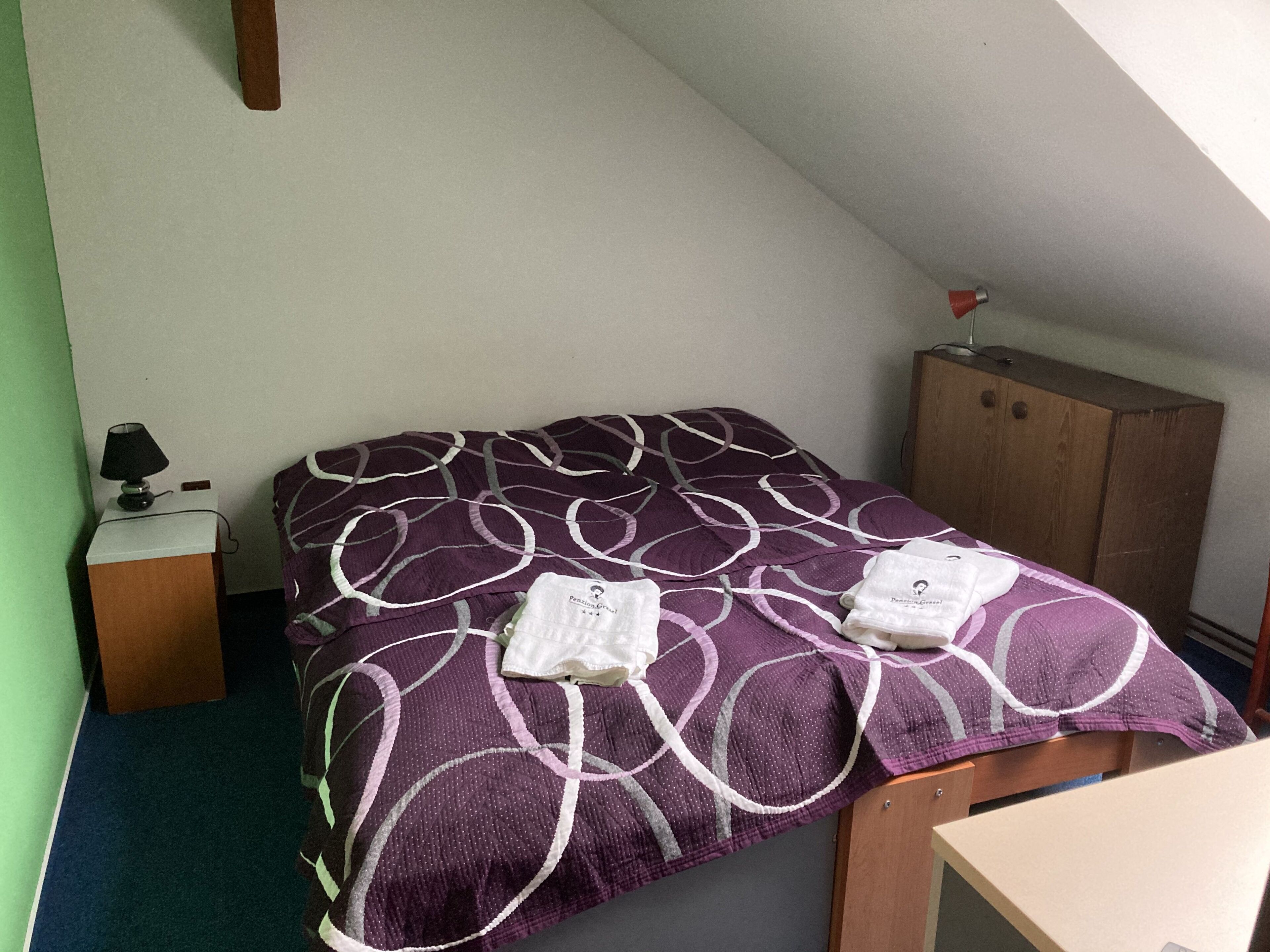 1 soverom, safe på rommet, wi-fi (inkludert) og sengetøy