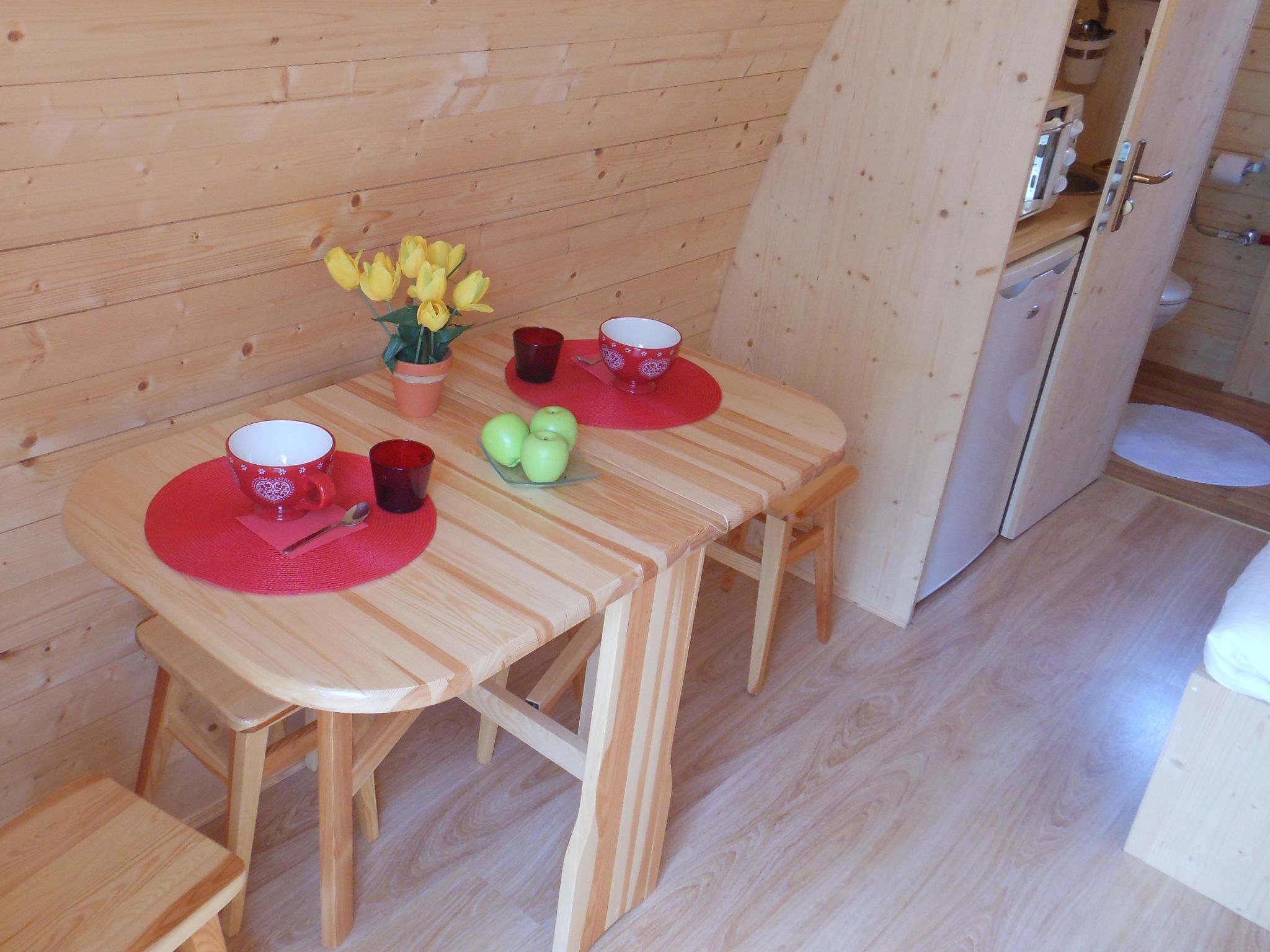 Family Cabin (Forestière ) | In-room dining