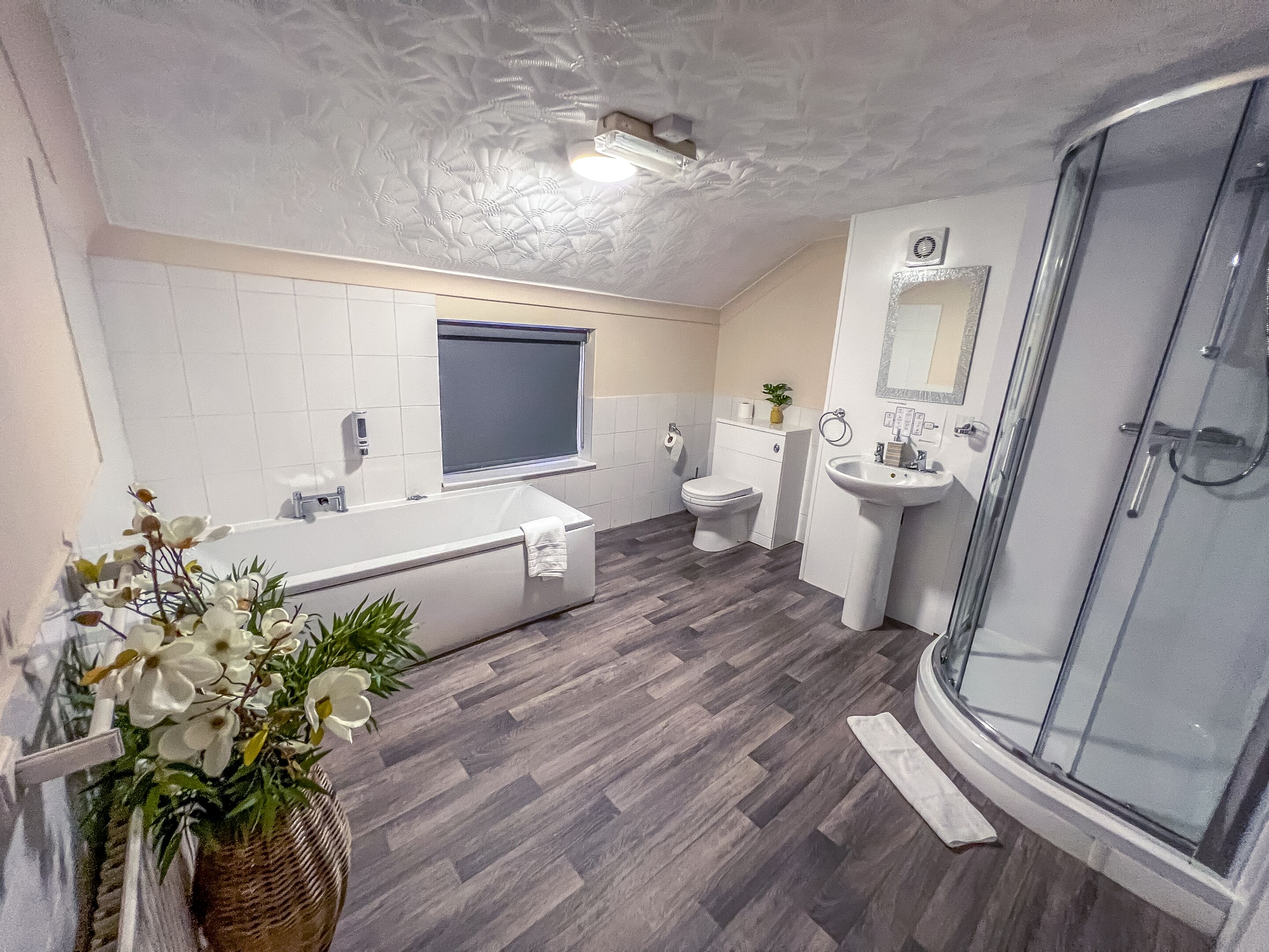 deluxe double or twin room, ensuite, harbour view | bathroom