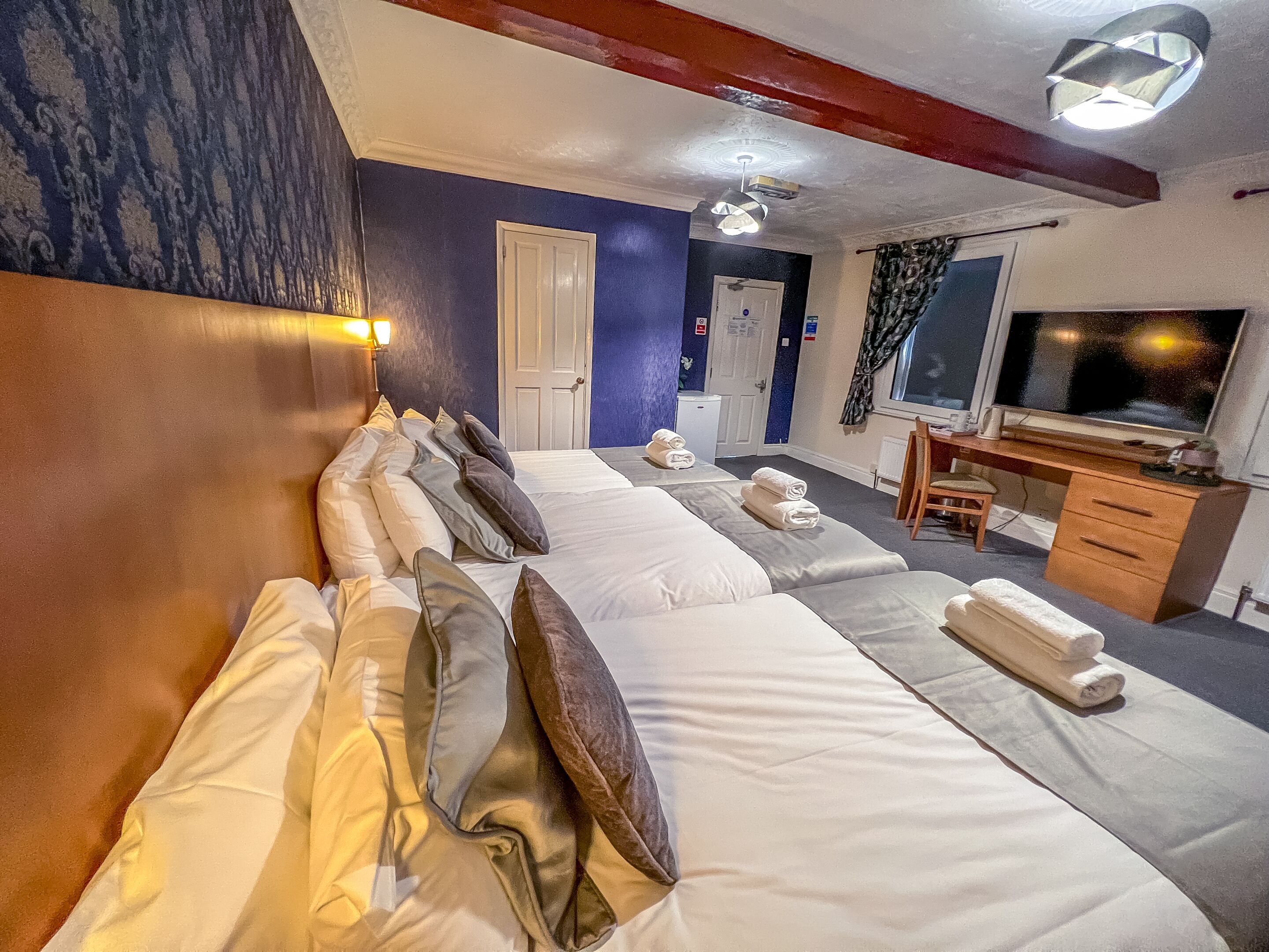 premium triple room, ensuite, harbour view