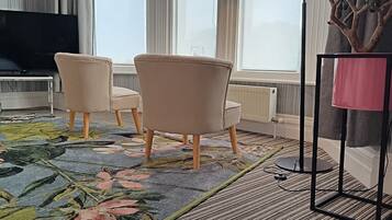 Cubrecamas, decoración personalizada y muebles diferentes
