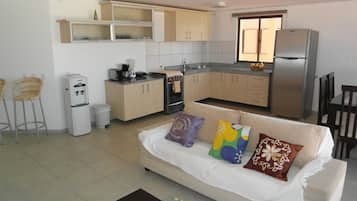 Penthouse, 3 Bedrooms (Apenas Transferência Bancária) | Living area | Flat-screen TV, DVD player
