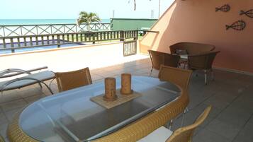 Apartment, 2 Bedrooms (Apenas Transferência Bancária) | Terrace/patio