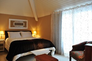 Apartamento luxo, 2 quartos, 2 banheiros, vista para a montanha | Ferros/tábuas de passar roupa, berços (sobretaxa), Wi-Fi de cortesia