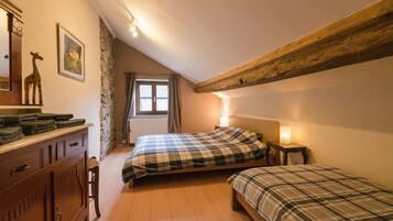 Driepersoonskamer | 1 slaapkamer, extra bedden (toeslag)