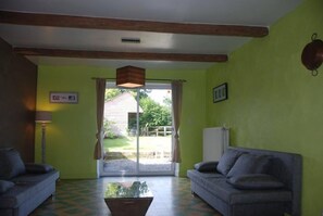 Casa, 4 habitaciones | Sala de estar