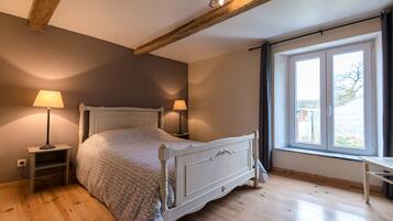 Casa, 4 dormitoris | 1 dormitori, escriptori, bressols gratuïts i llits addicionals