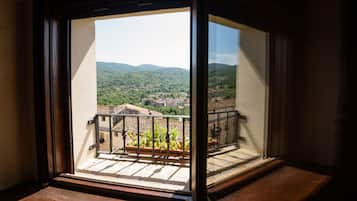 Quadruple Room (La Pietra Lunare) | View from room