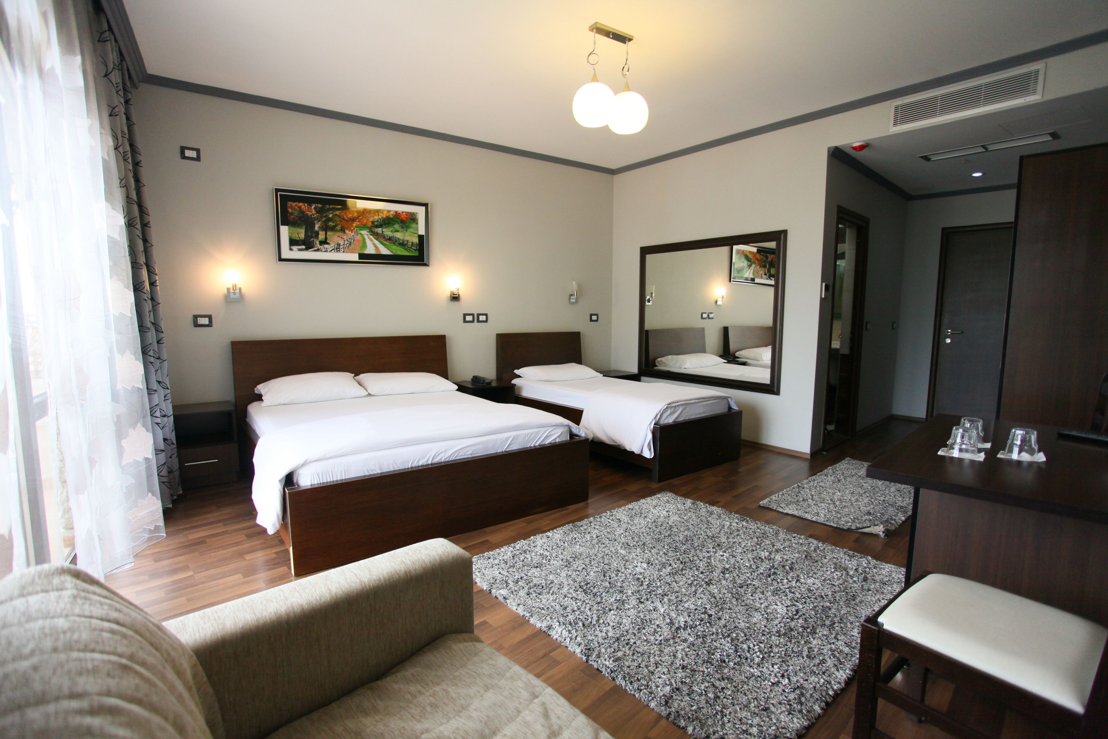 standard triple room | desk, soundproofing, iron/ironing board, free wifi