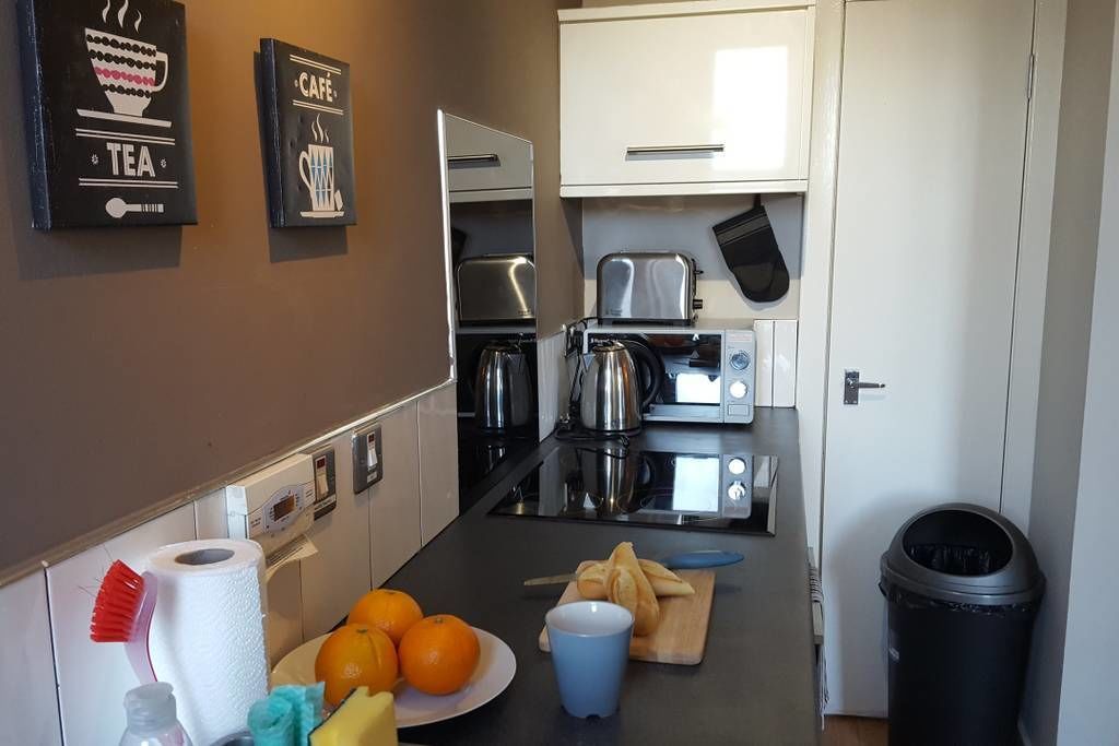 Apartment, 2 Bedrooms | Room amenity