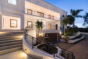 Exterior detail - Zarose (Stellenbosch)