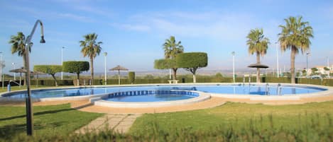 Utomhuspool