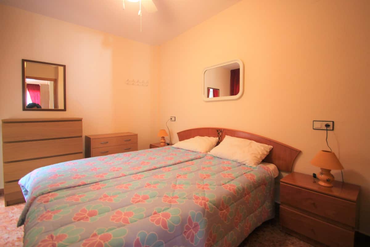 Basic Apartment, 2 Bedrooms | 2 bedrooms, iron/ironing board, free WiFi, bed sheets
