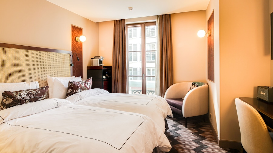 MomâArt Hotel