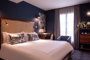 Double Room (La Couture) | Premium bedding, minibar, in-room safe, desk - Mom’Art Hotel (Paris)