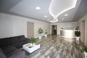 Interior entrance - Hotel Star (Sarandë)