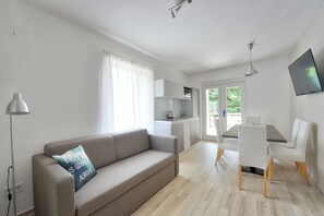 Appartement Premium, 2 chambres, balcon | Coin séjour