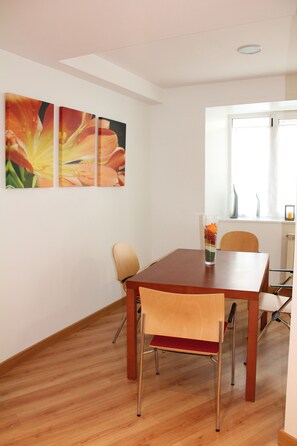 Leilighet – superior, 2 soverom (Grosen) | Spiseområde på rommet