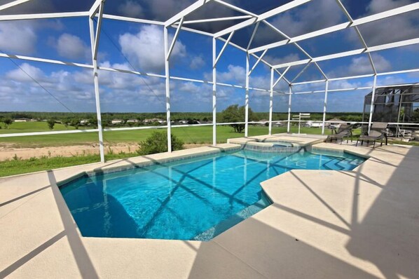 Huoneisto, useita makuuhuoneita | Terassi/patio