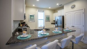 Apartment, Multiple Bedrooms | In-room dining - 5407OGC (Davenport)