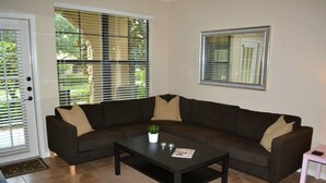 Apartment, Multiple Bedrooms | Living room - Bella Piazza 4 (Davenport)
