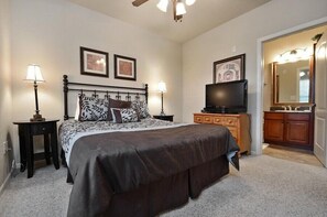 Apartment, Multiple Bedrooms