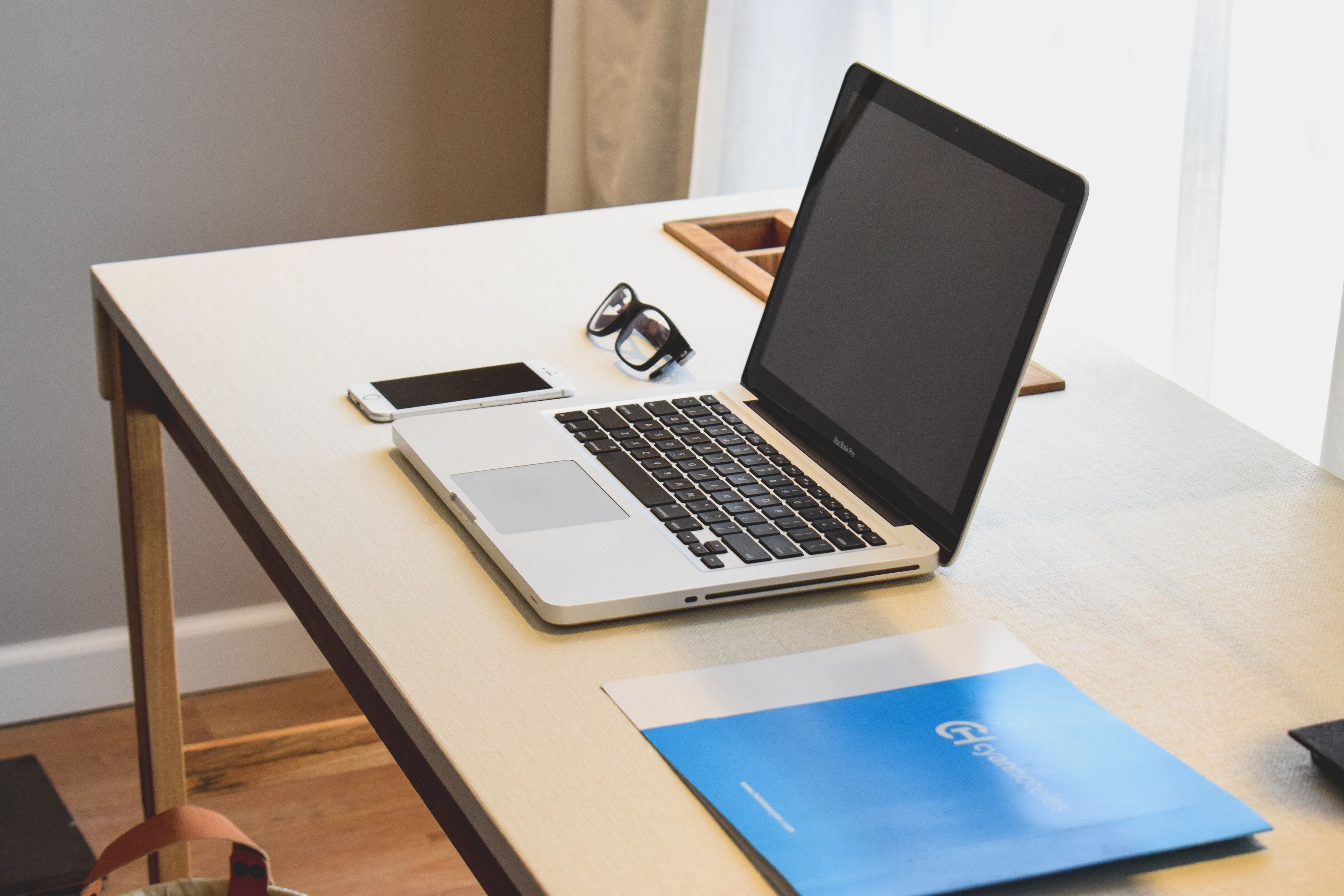 executive suite | in-room business centre