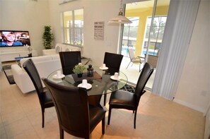 Apartment, Multiple Bedrooms | In-room dining