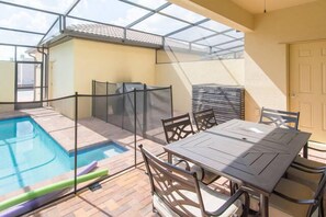Apartment, Multiple Bedrooms | Terrace/patio