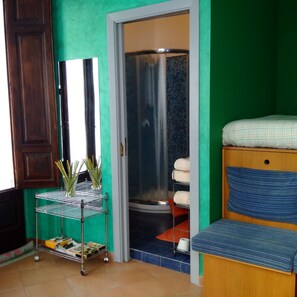 Bathroom - L'Angolo sulla Piazza (Mirabella Imbaccari)