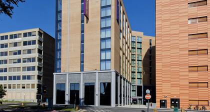 Premier Inn Bournemouth East Cliff